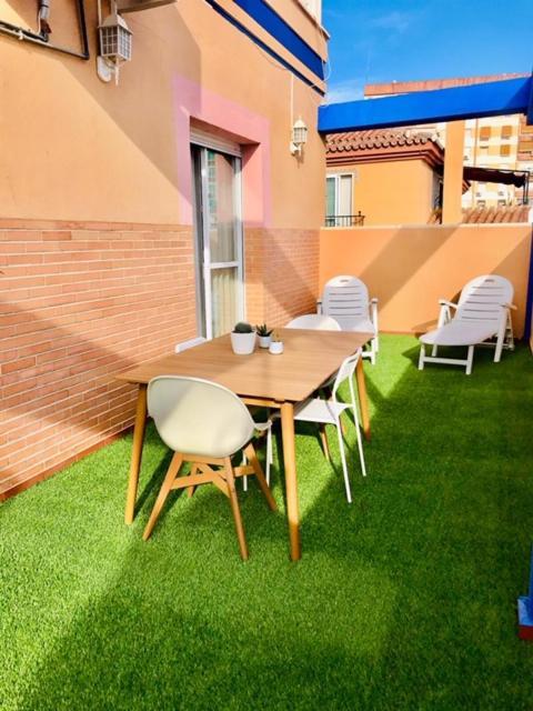 Capuchinos & Private Terrace By Ele Apartments Malaga Exterior photo